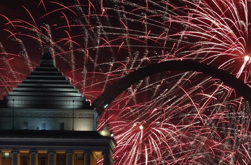 Fair Saint Louis fireworks